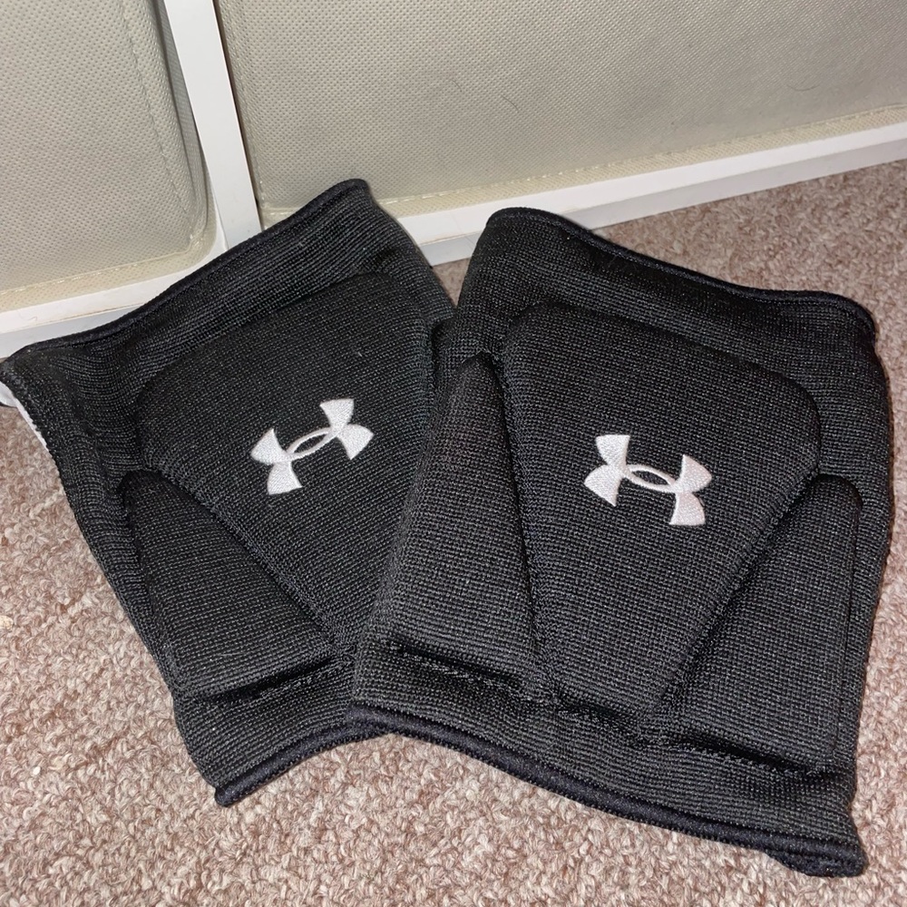 Under armor volleyball knee pads